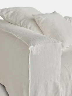 Auré Sofa