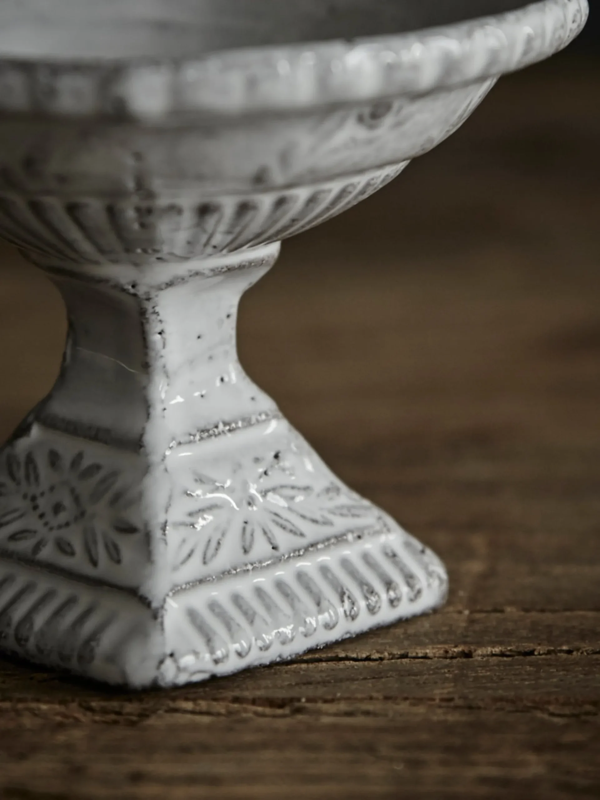 Cesar Incense Holder