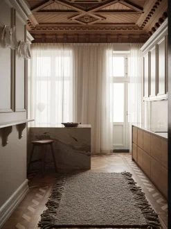 Colonnade No.03 - 100 x 240 cm