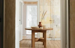 Farmhouse Table Round