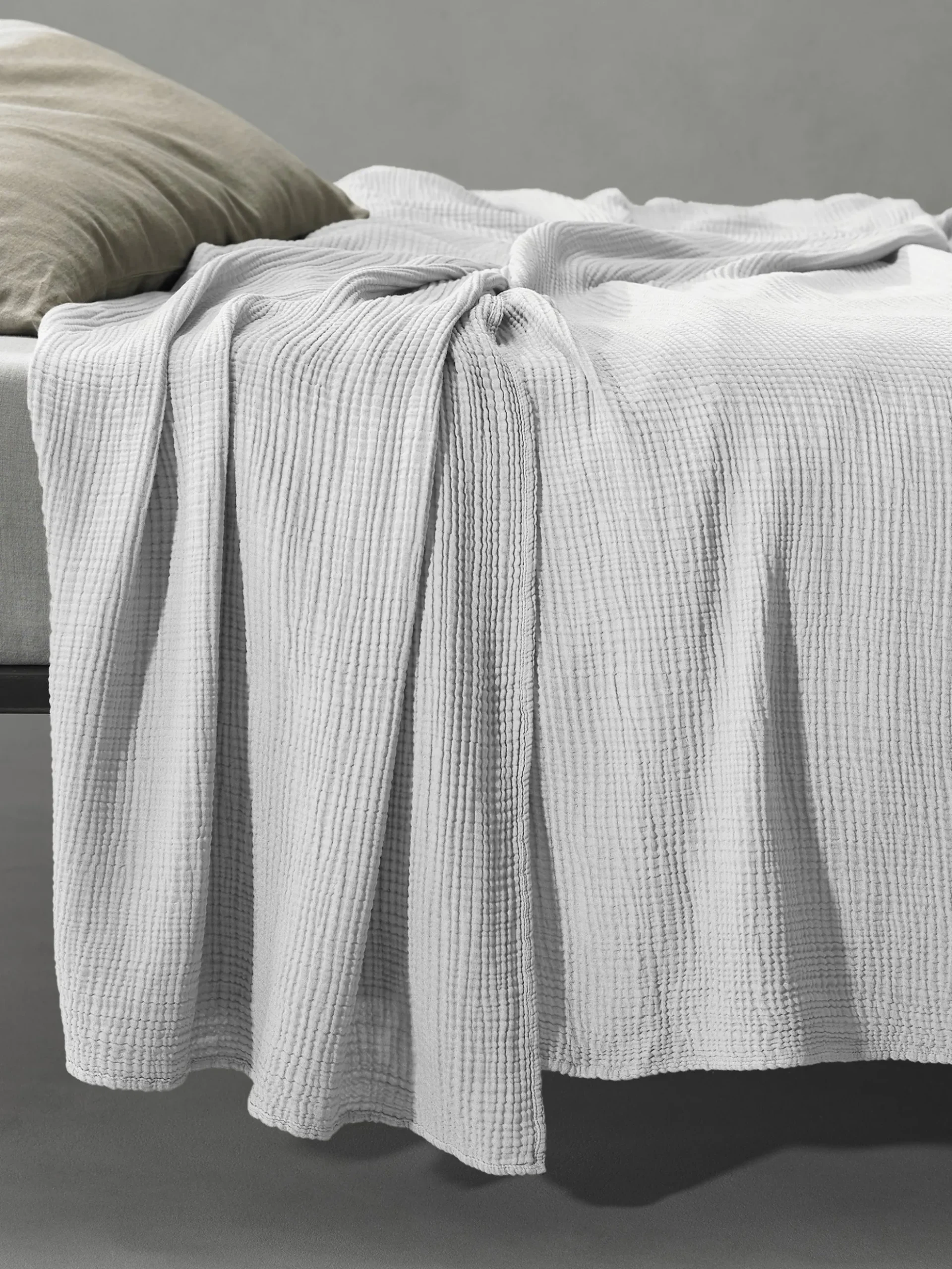 Free New Bed Cover 240x260 01 Bianco