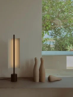 Lámina 45 Table Lamp
