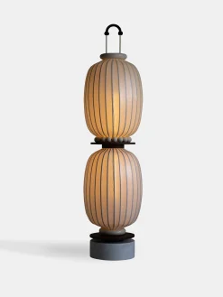 Lotus Charm Floor Lamp - Jin