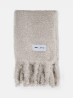 Mohair Tassel Throw - Ultimate Beige