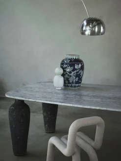 Moon 33 Dining Table – 250