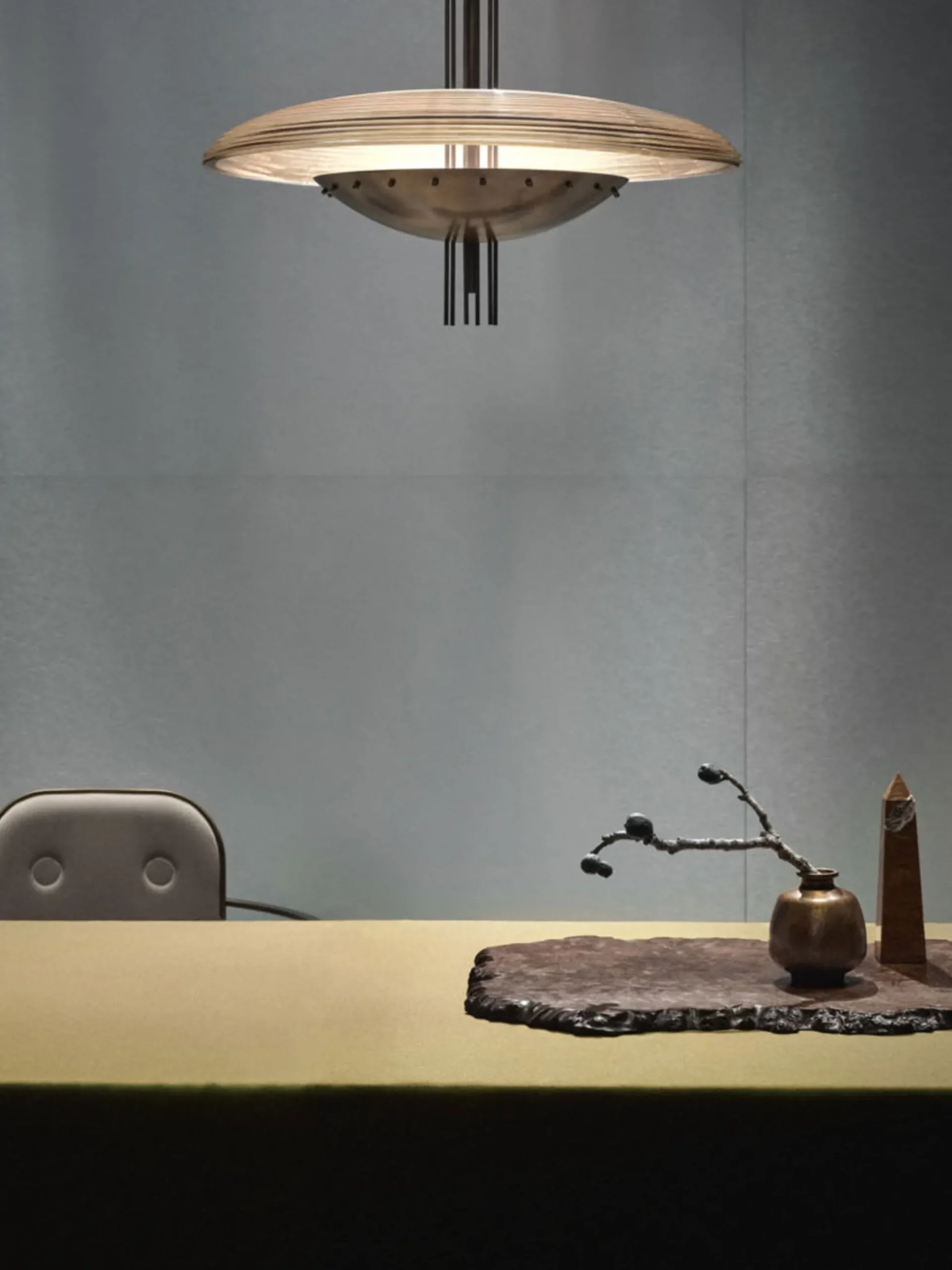Signal Y Ceiling