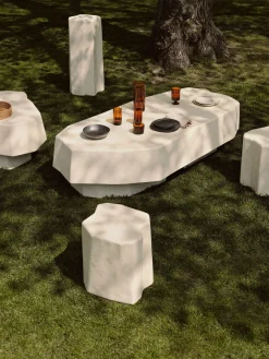 Staffa Pedestal - Ivory