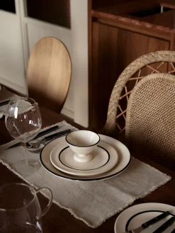 The Line - Side Plate