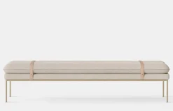Turn Daybed - Boucle Off White - Cashmere Frame - Natural Straps